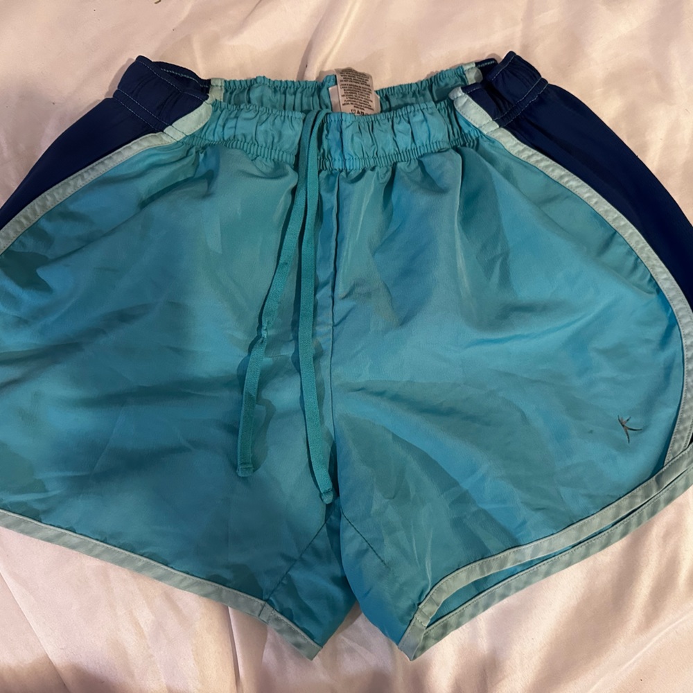 •Women’s Running Shorts